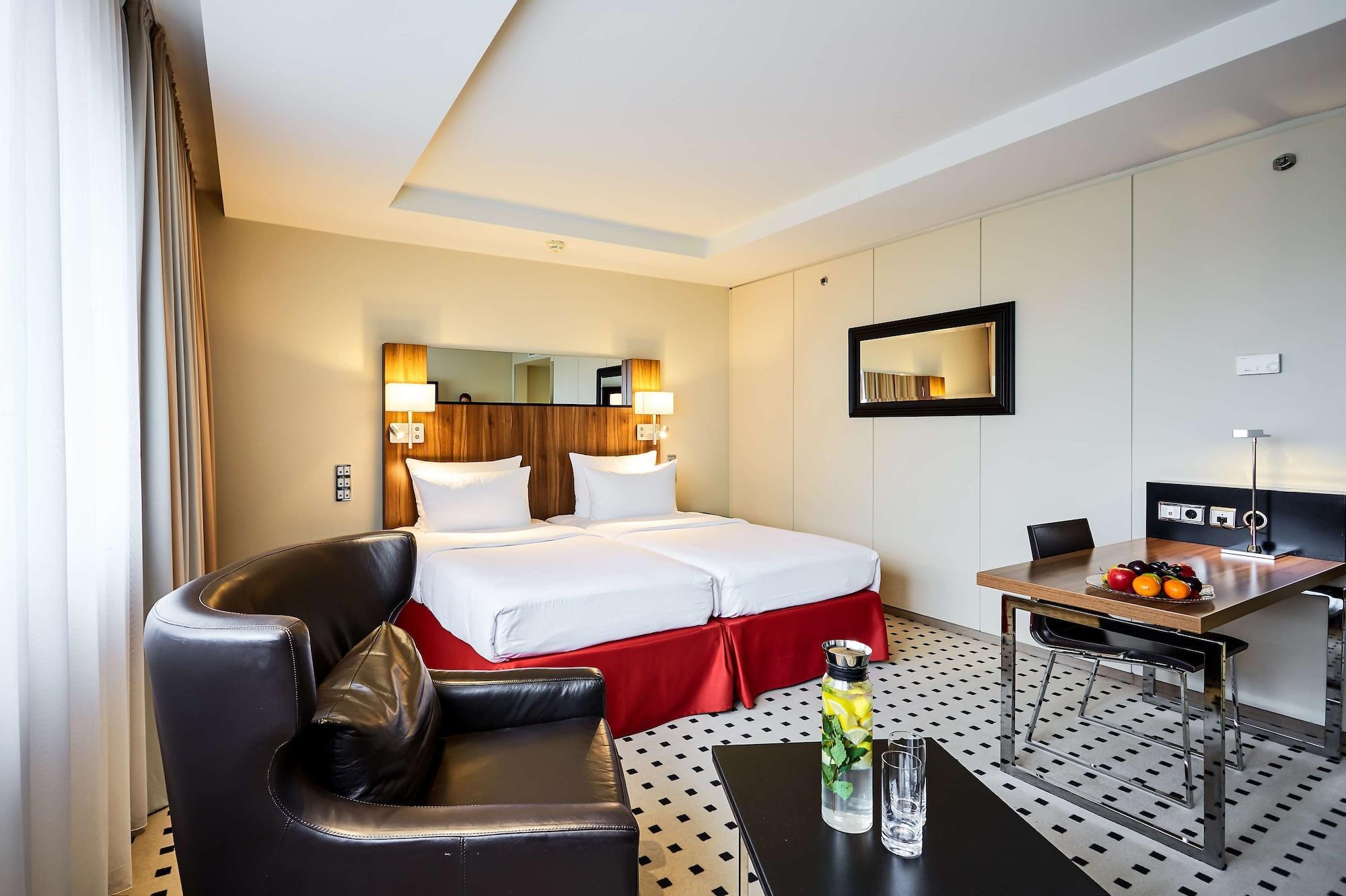Radisson Blu Conference Hotel, Duesseldorf Eksteriør billede