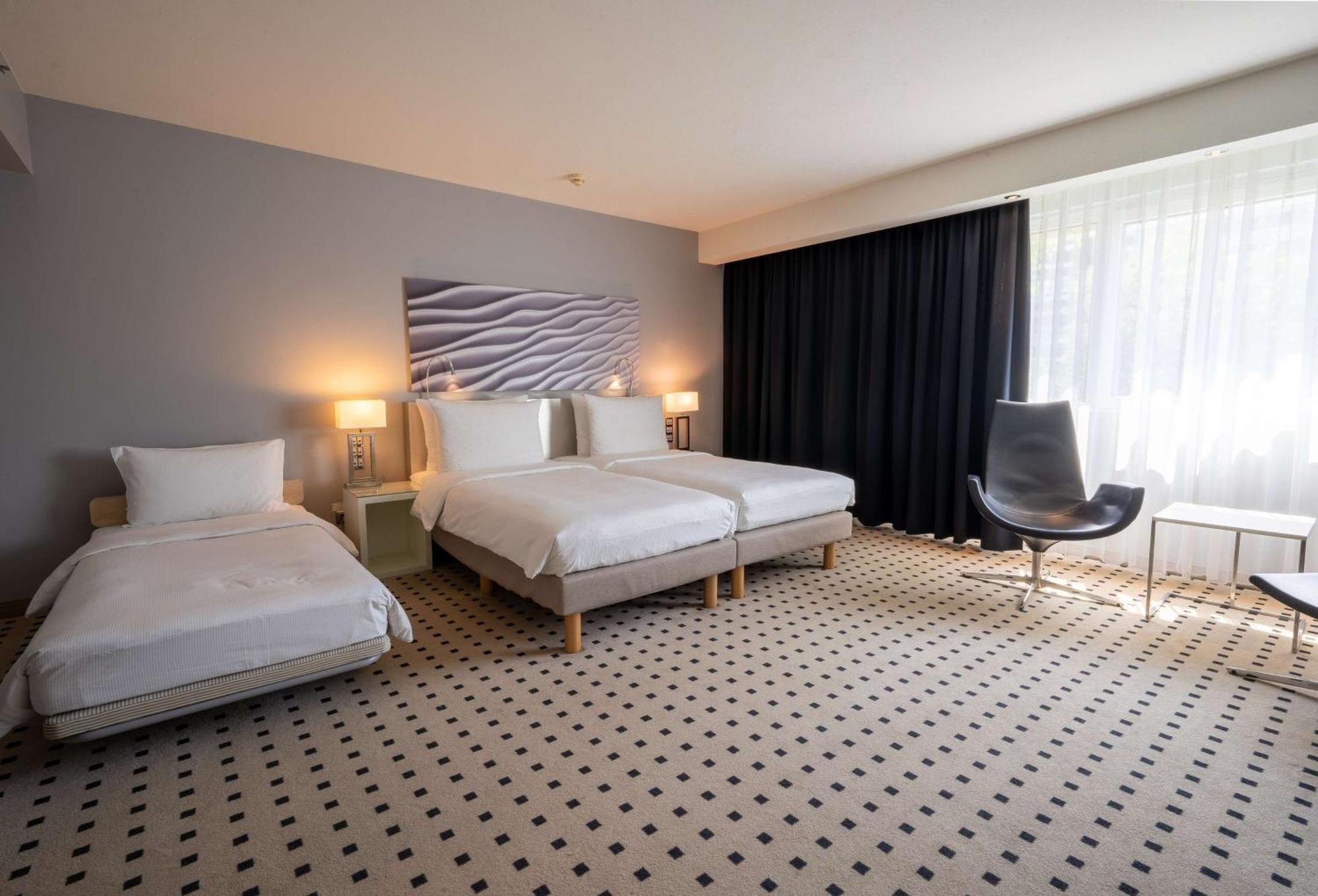 Radisson Blu Conference Hotel, Duesseldorf Eksteriør billede