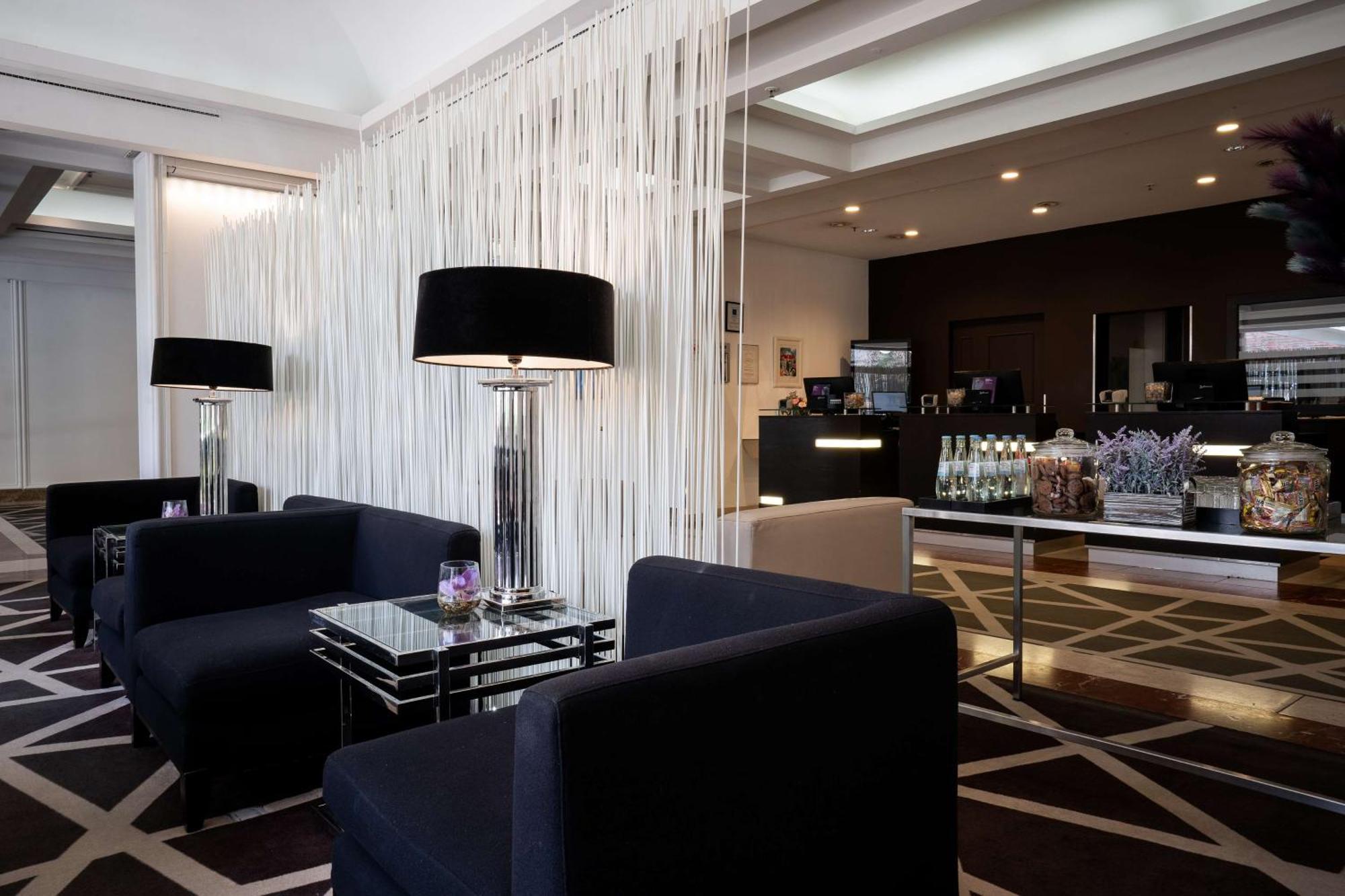 Radisson Blu Conference Hotel, Duesseldorf Eksteriør billede